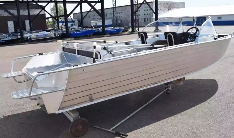 Алюминиевый катер WYATBOAT-550 DCM в Красногорске