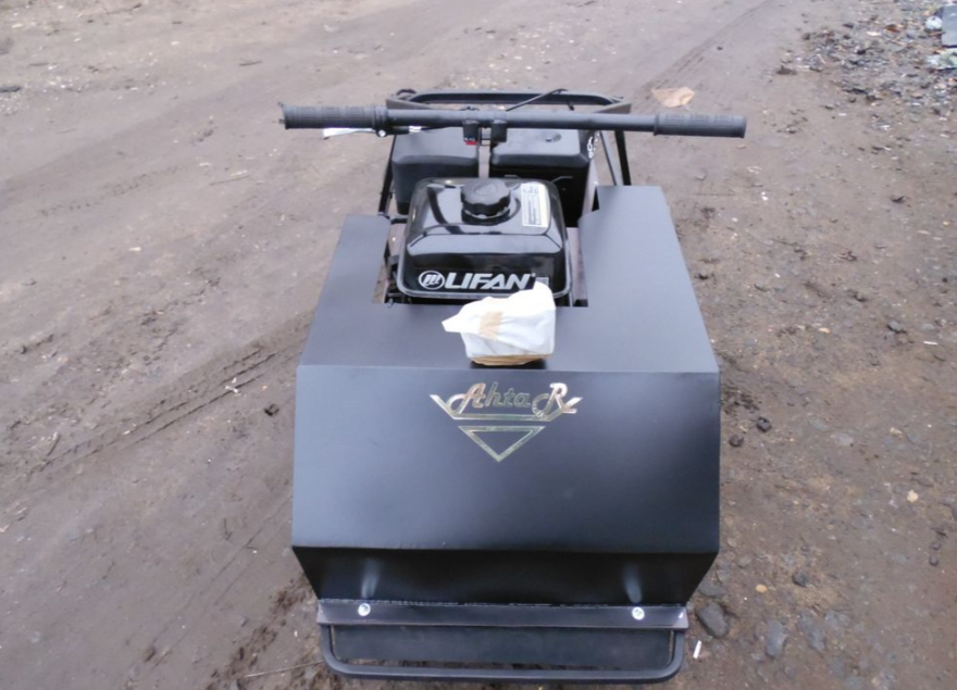 Мотобуксировщик AhtaR Зима 9 л/с с вариатором в Красногорске