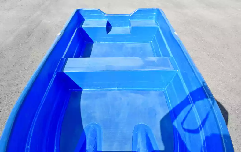 Стеклопластиковая лодка Neman-340 (тримаран) в Красногорске