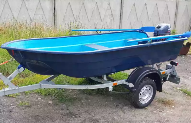 Стеклопластиковая лодка Neman-340 (тримаран) в Красногорске