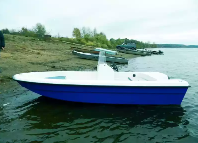 Стеклопластиковый катер Тримаран Wyatboat 430 C в Красногорске