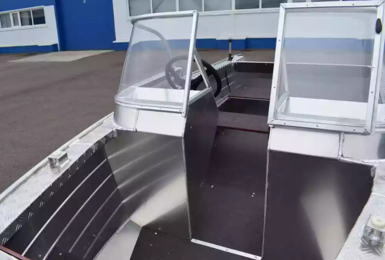 Алюминиевый катер Wyatboat-390 DCM Увеличенный борт в Красногорске
