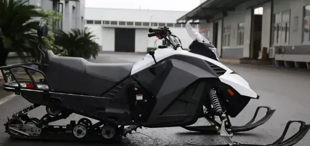 Снегоход ULAR 220 в Красногорске