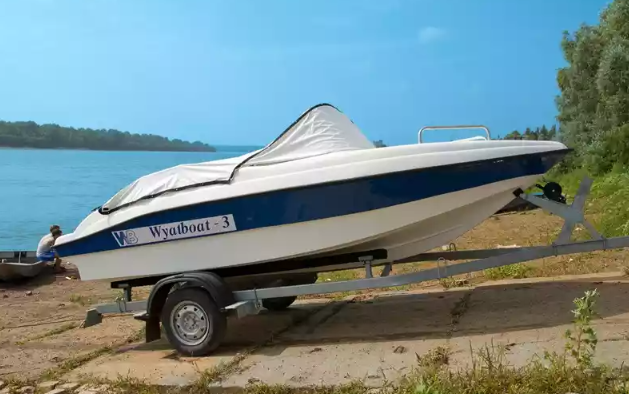 Стеклопластиковый катер Wyatboat-3 (c рундуками) в Красногорске