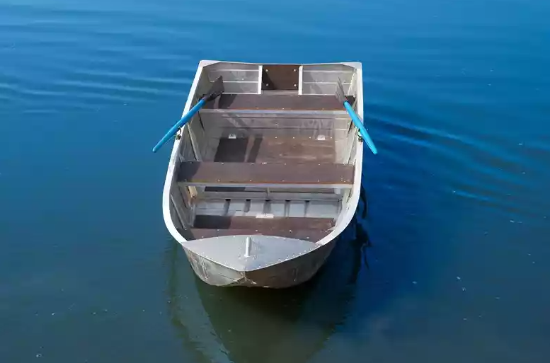 Алюминиевая лодка Вятка-Профи 32 в Красногорске