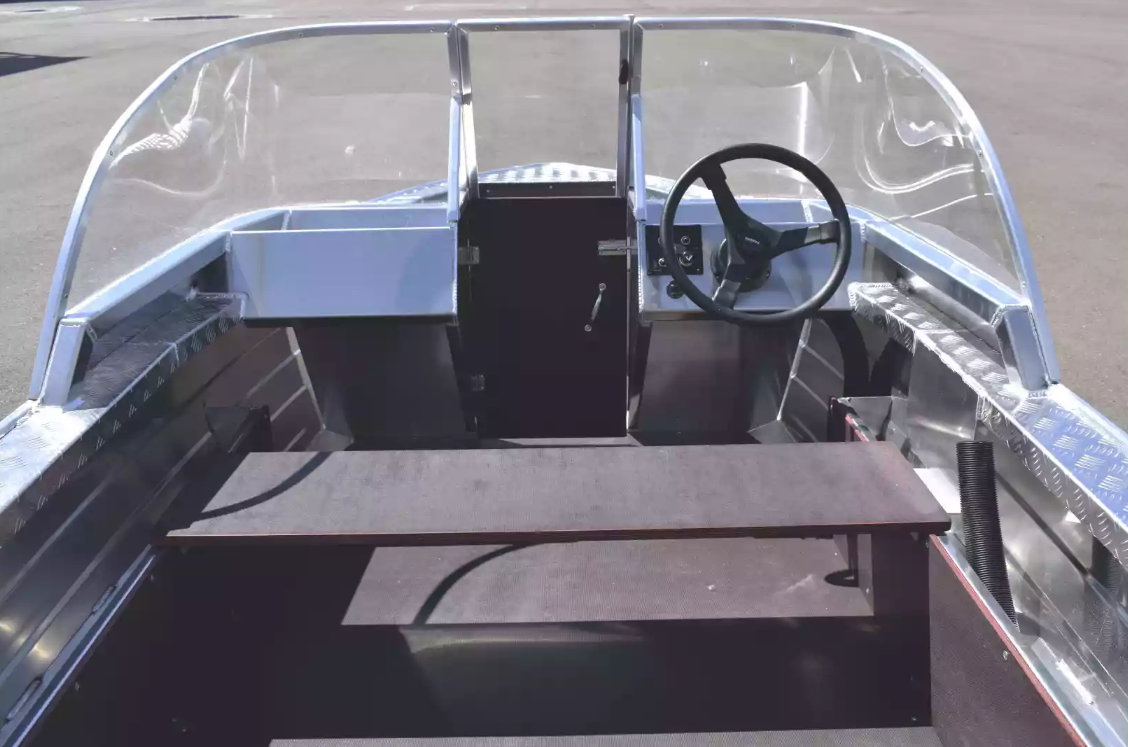 Алюминиевая лодка Wyatboat-390 DCM в Красногорске