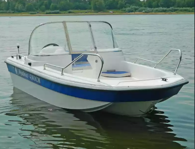 Стеклопластиковый катер Wyatboat-430 DCM (тримаран) в Красногорске