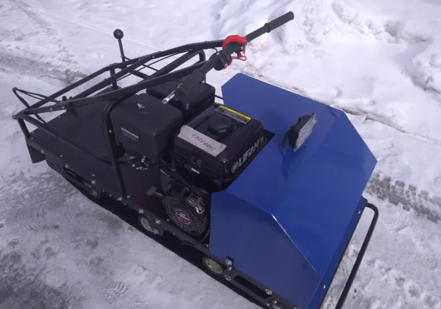 Мотобуксировщик AhtaR ЗИМА с реверсом (задний ход) в Красногорске