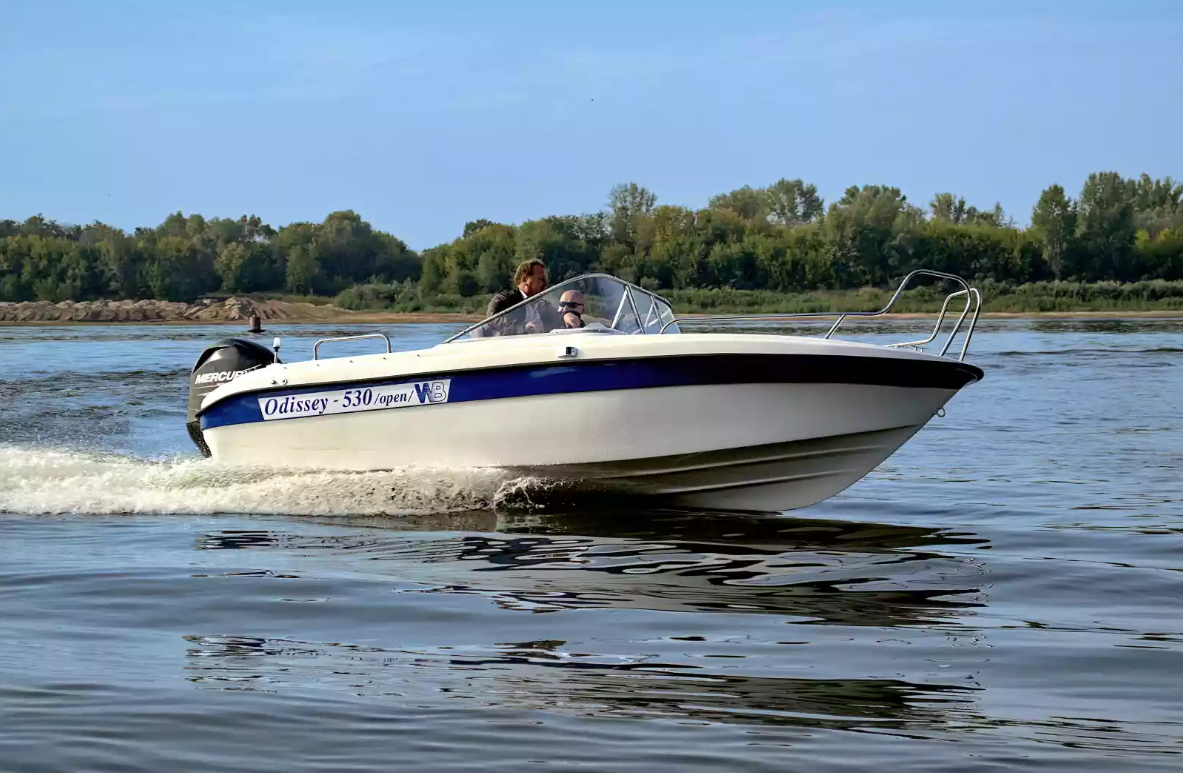 Стеклопластиковый катер Neman-530 Open в Красногорске