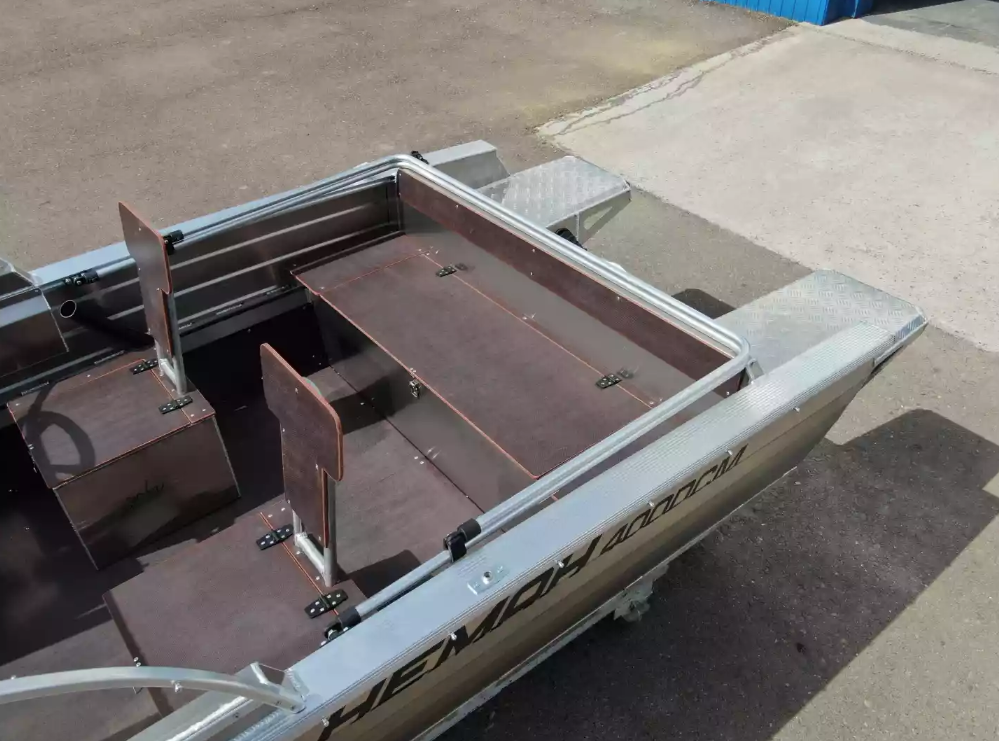 Алюминиевая лодка  Неман-400 DCM NEW в Красногорске