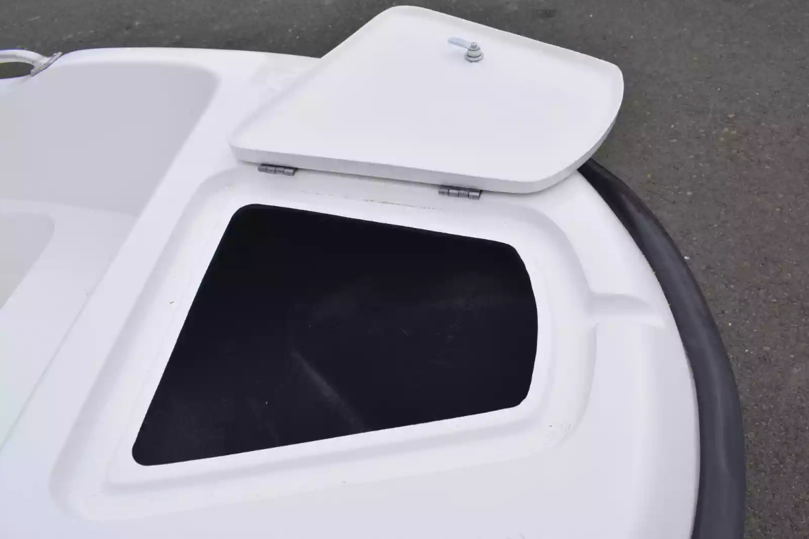 Стеклопластиковая лодка Пингвин New (тримаран) в Красногорске