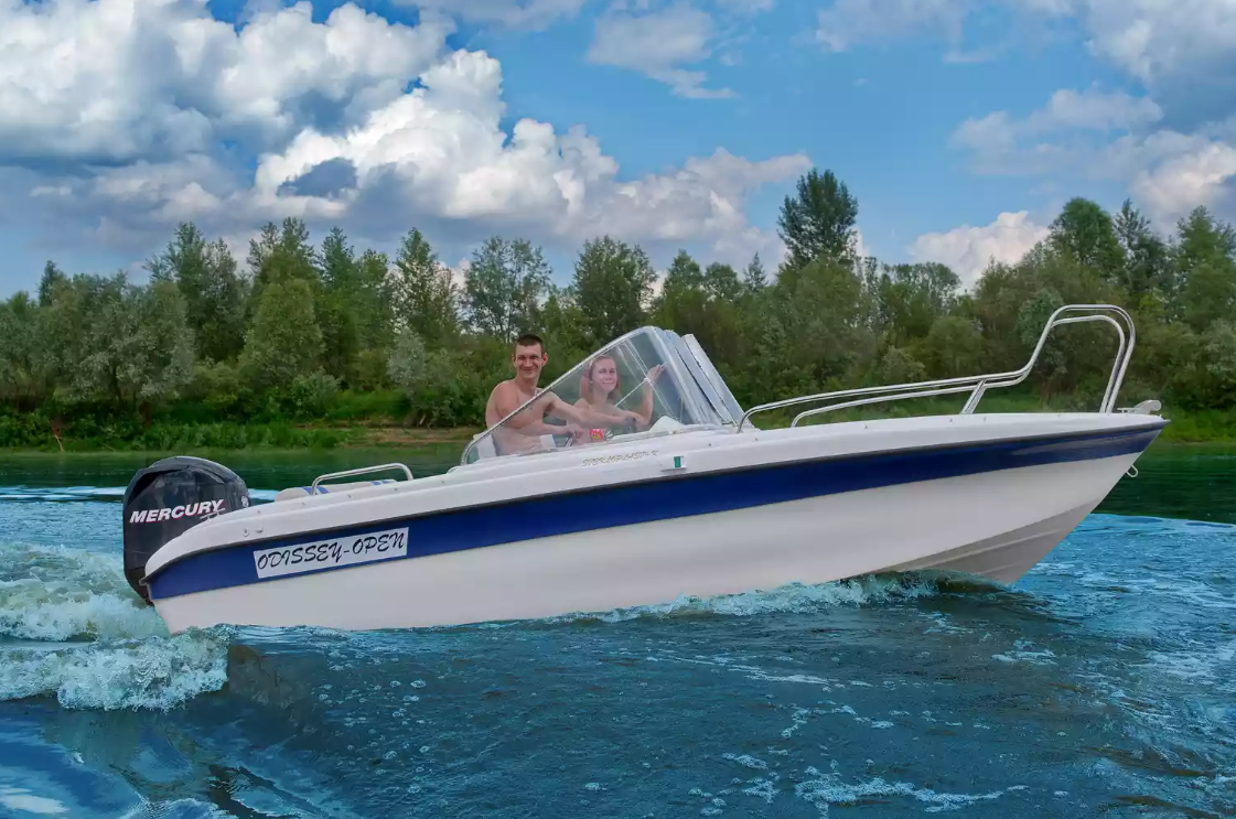 Стеклопластиковый катер Neman-530 Open в Красногорске