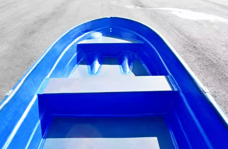 Стеклопластиковая лодка Neman-340 (тримаран) в Красногорске