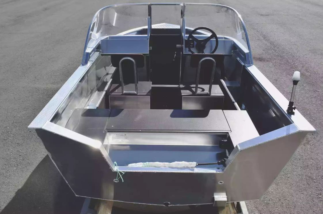 Алюминиевая лодка  Неман-400 DCM в Красногорске