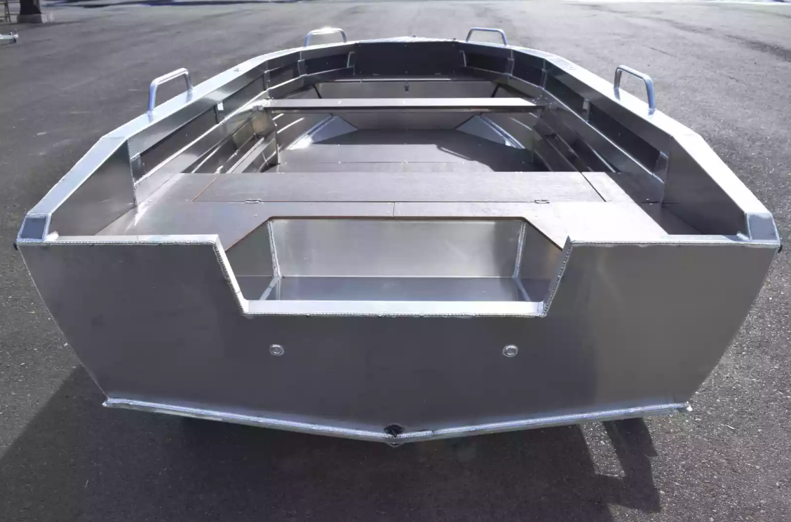 Алюминиевая лодка  Неман-480 Р в Красногорске