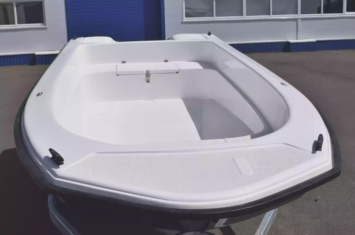 Стеклопластиковая лодка Wyatboat 430 тримаран в Красногорске