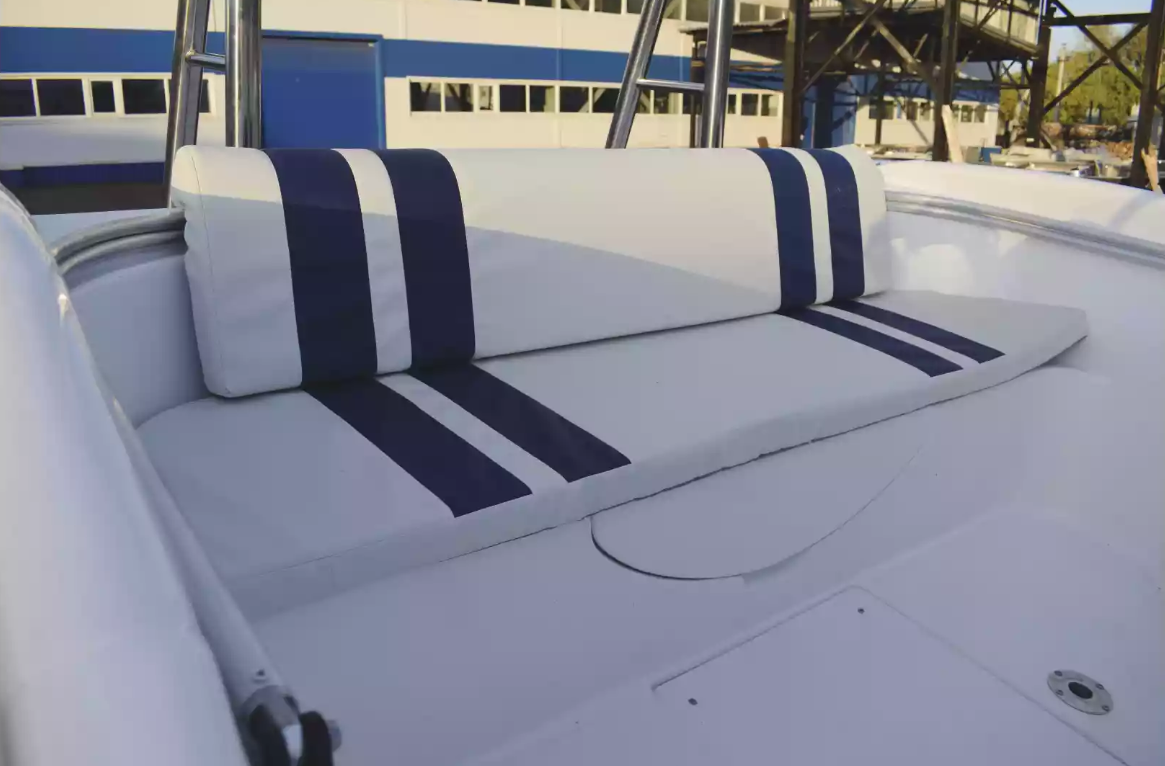 Комбинированный катер Neman-530 с каютой в Красногорске