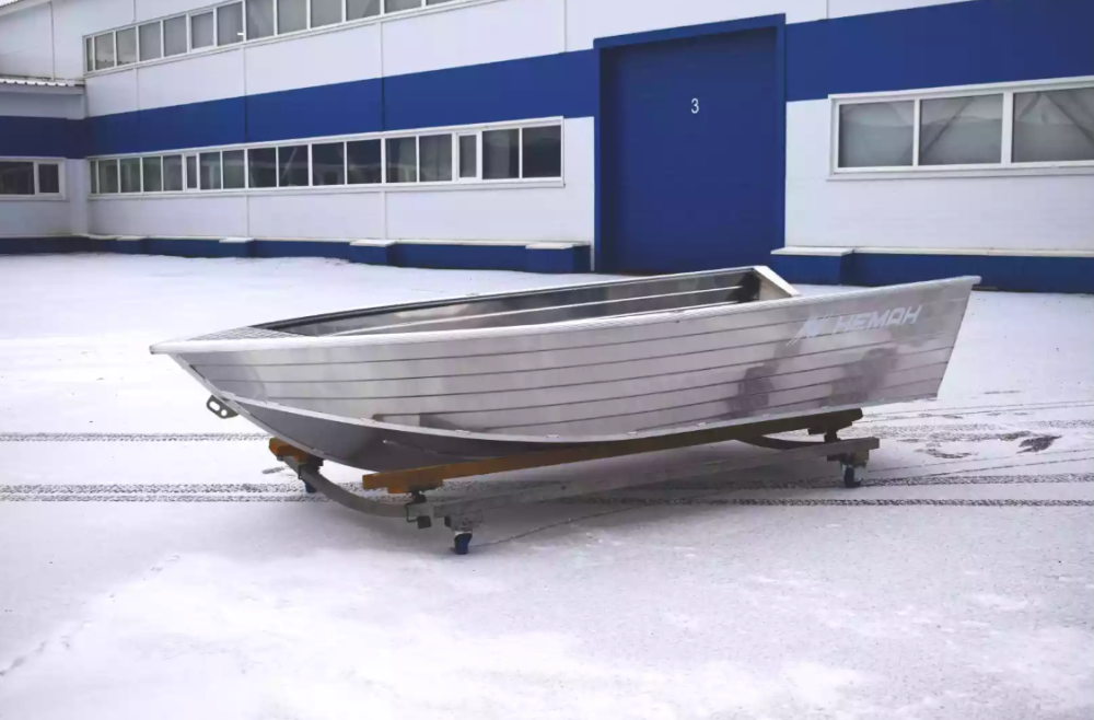 Алюминиевая лодка Неман-400 в Красногорске