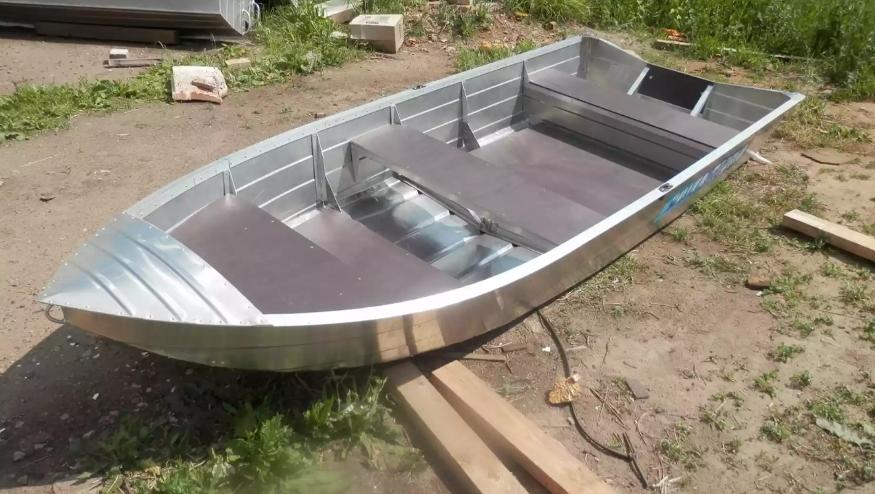 Алюминиевая лодка Вятка-Профи 32 в Красногорске