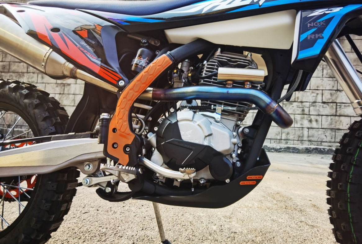 Мотоцикл JHLMOTO JHL Z3 CB250 (172FMM-3A) в Красногорске