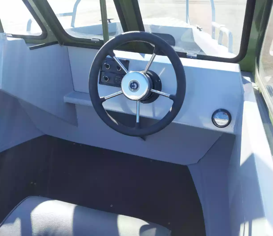 Алюминиевый катер Неман-550 DC Pro в Красногорске