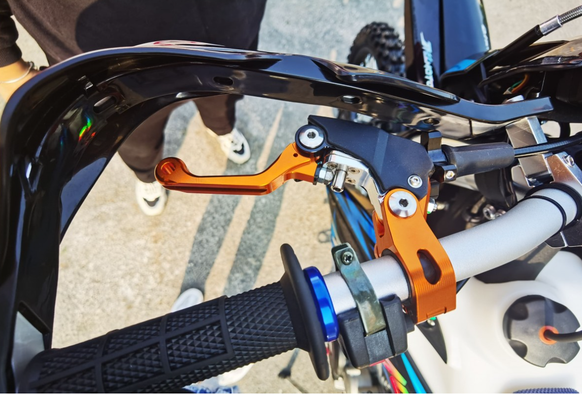 Мотоцикл JHLMOTO JHL Z3 CB250 (172FMM-3A) в Красногорске