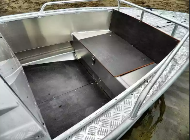 Алюминиевый катер Wyatboat-460 C в Красногорске