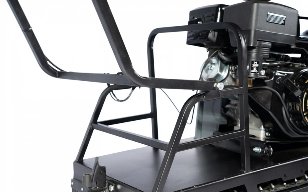 Мотобуксировщик БУРЛАК-M2 LFK 15 л.с. (передний привод, катки) в Красногорске