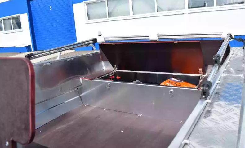 Алюминиевый катер WYATBOAT-550 DCM в Красногорске