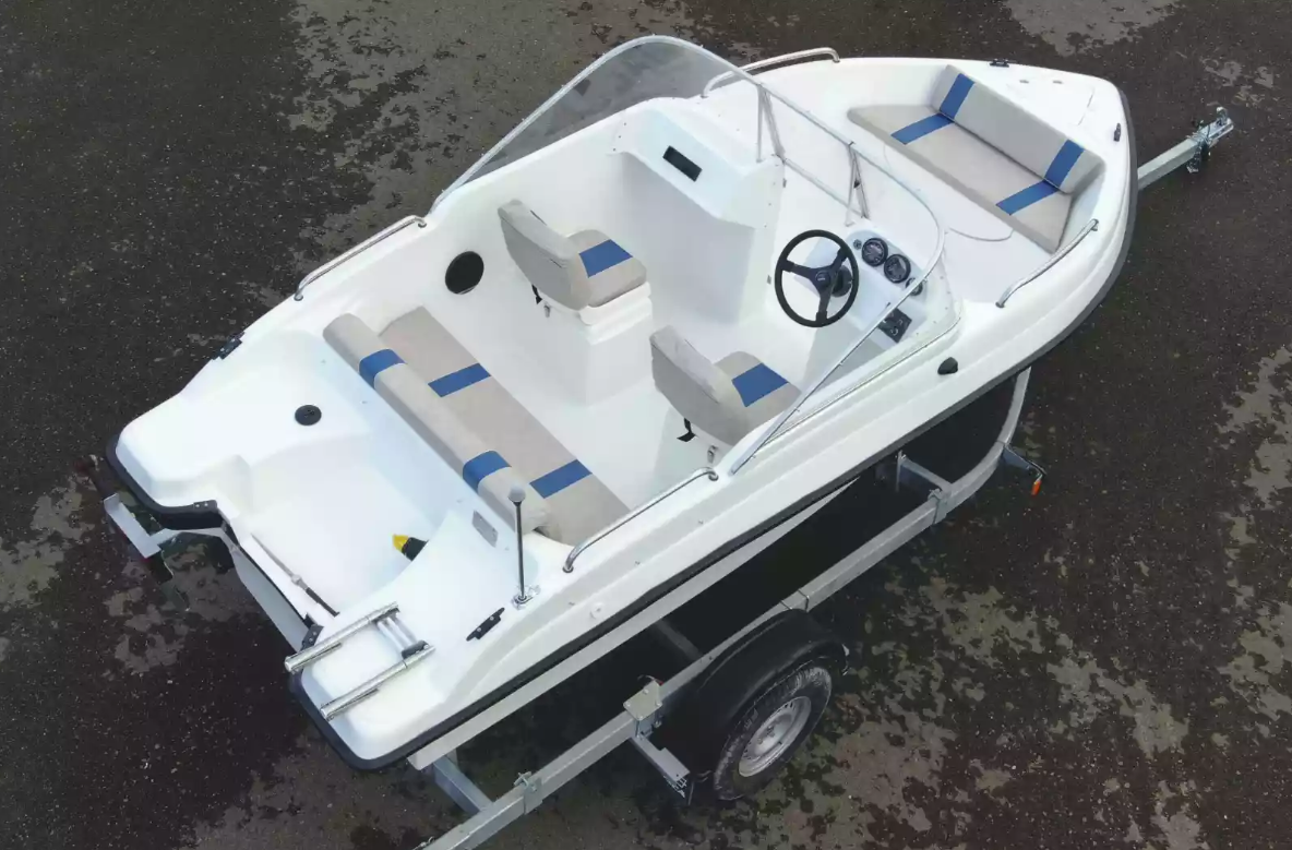 Стеклопластиковый катер Wyatboat-3 DC Open в Красногорске