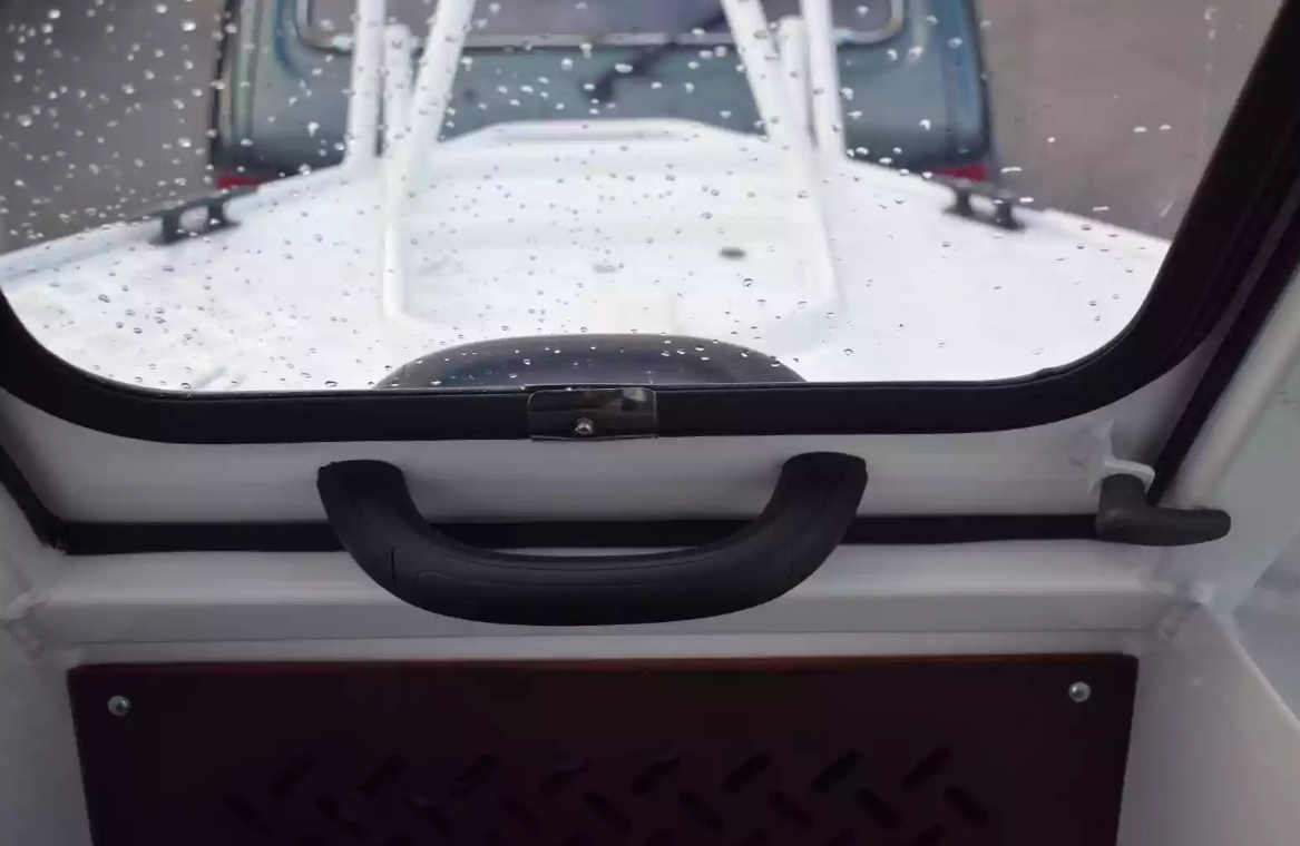 Алюминиевый катер Неман-500 (закрытая рубка) в Красногорске