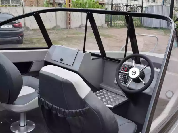 Алюминиевый катер Неман 550 DC в Красногорске