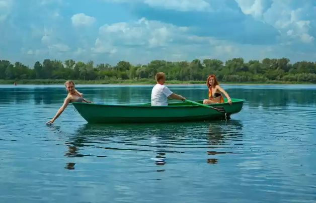 Стеклопластиковая Лодка Голавль в Красногорске