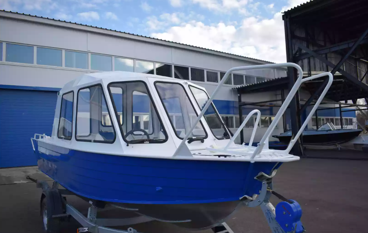 Алюминиевый катер Неман-500 (закрытая рубка) в Красногорске