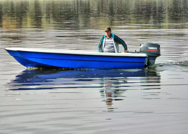 Стеклопластиковая лодка Wyatboat 430 тримаран в Красногорске