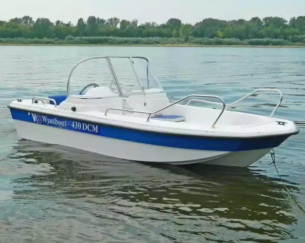 Стеклопластиковый катер Wyatboat-430 DCM (тримаран) в Красногорске