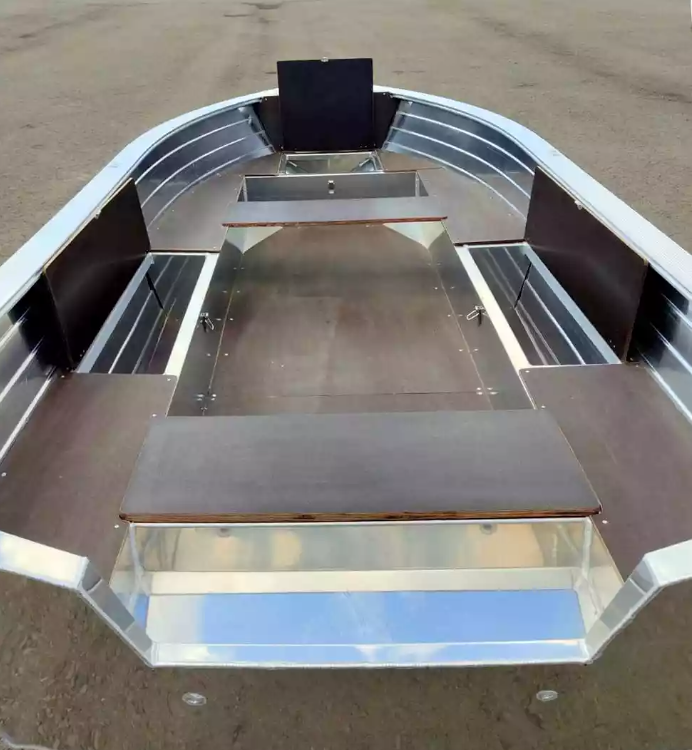 Алюминиевая лодка Неман-400 в Красногорске