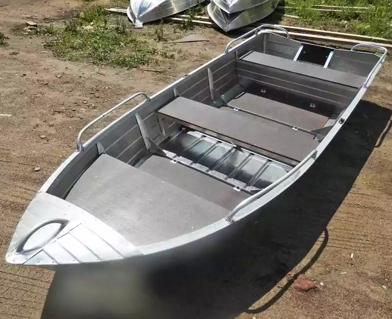 Алюминиевая лодка Вятка-Профи 37 в Красногорске