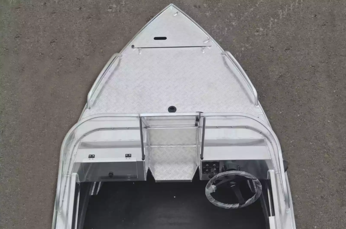 Алюминиевая лодка  Neman-400 PRO в Красногорске