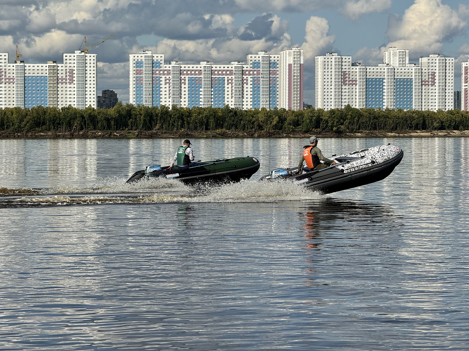 Лодка MISHIMO BIG FLOOR 440 в Красногорске