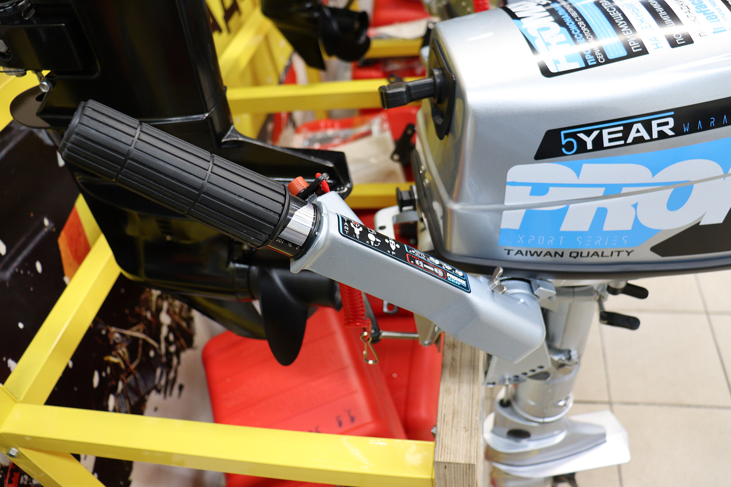 Лодочный мотор PROMAX SP5FHS (внешний бак 12 л) в Красногорске