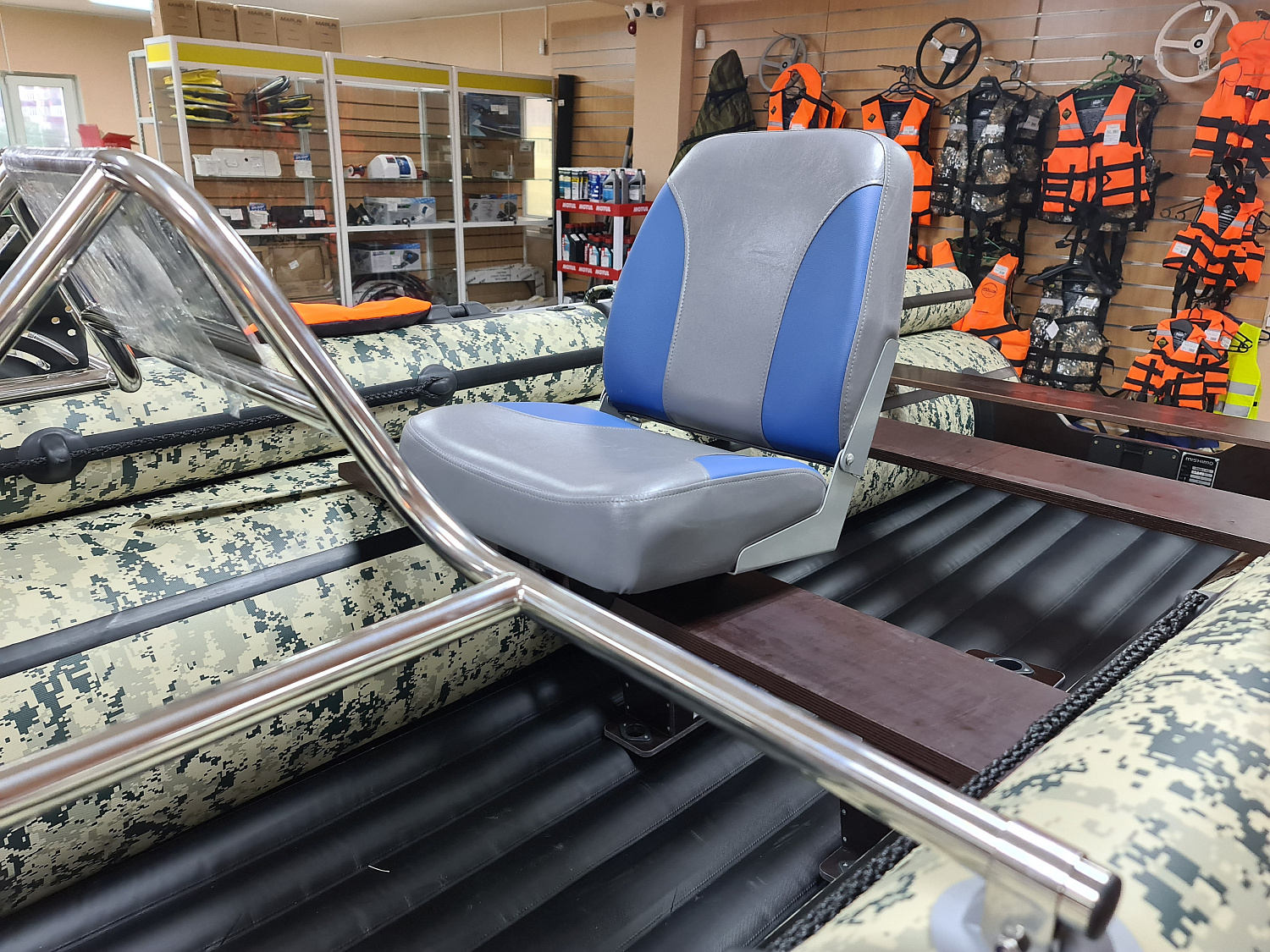 КРЕСЛО МЯГКОЕ РАСКЛАДНОЕ С ПОВОРОТНЫМ МЕХАНИЗМОМ ДЛЯ ЛОДОК в Красногорске