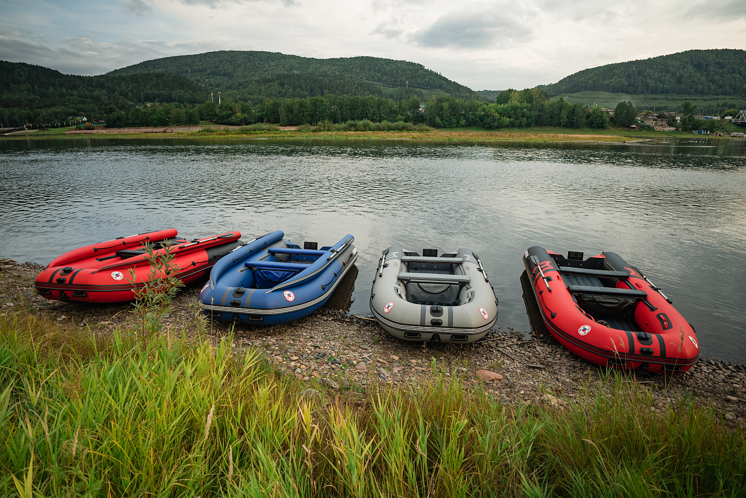 Лодка MISHIMO RIVER FJET PRO 410  под водомет в Красногорске