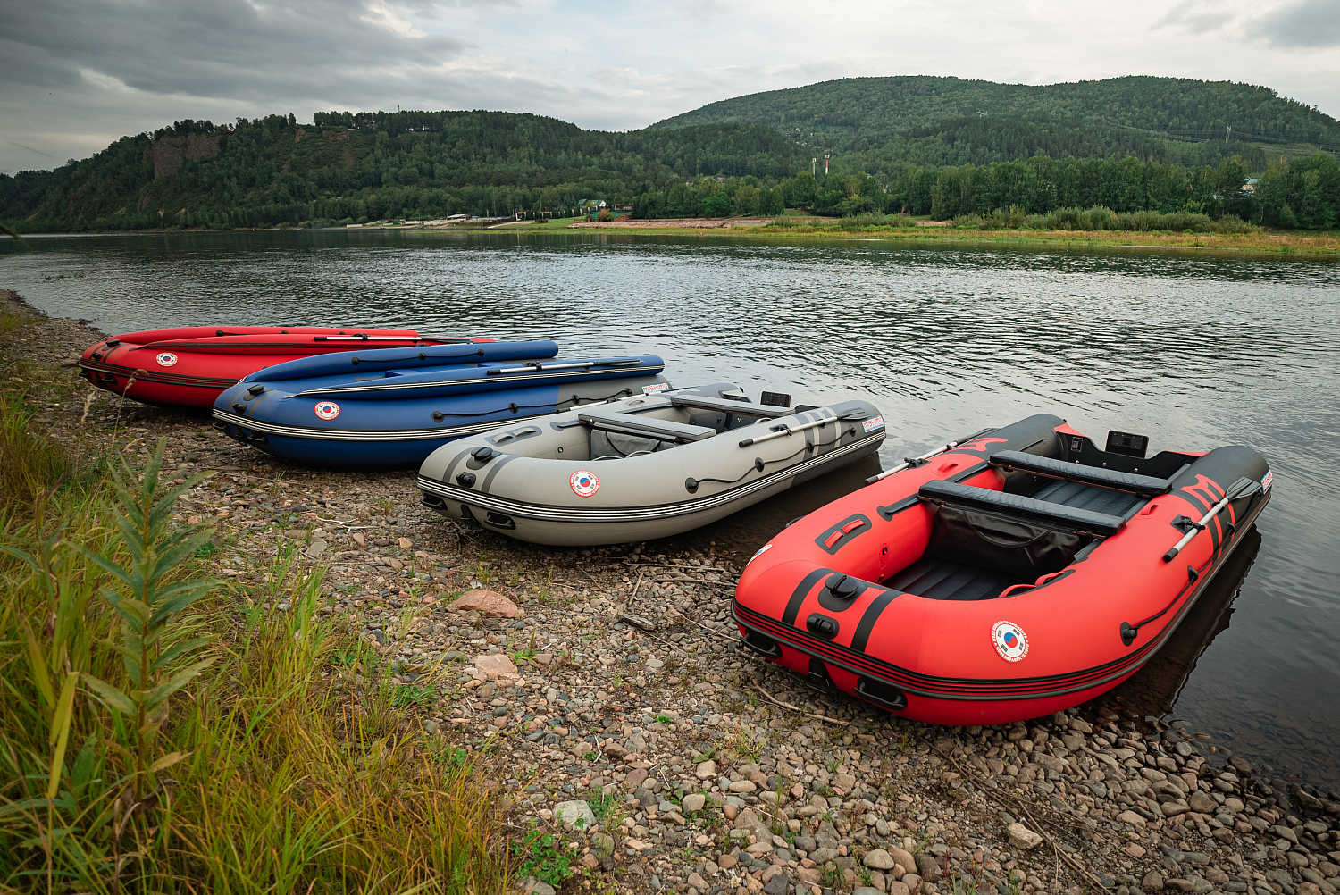 Лодка MISHIMO RIVER FJET PRO 410  под водомет в Красногорске