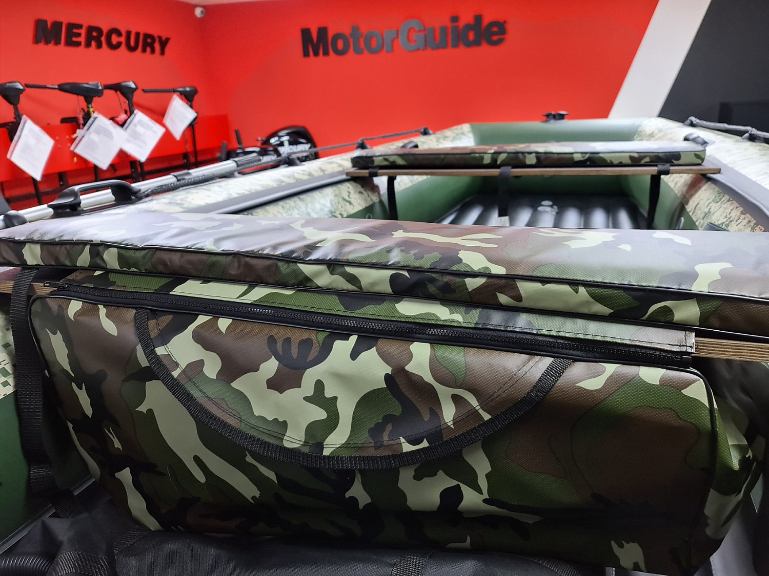 КОМПЛЕКТ МЯГКИХ НАКЛАДОК С СУМКОЙ ДЛЯ ЛОДОК 80Х20 КАМУФЛЯЖ в Красногорске