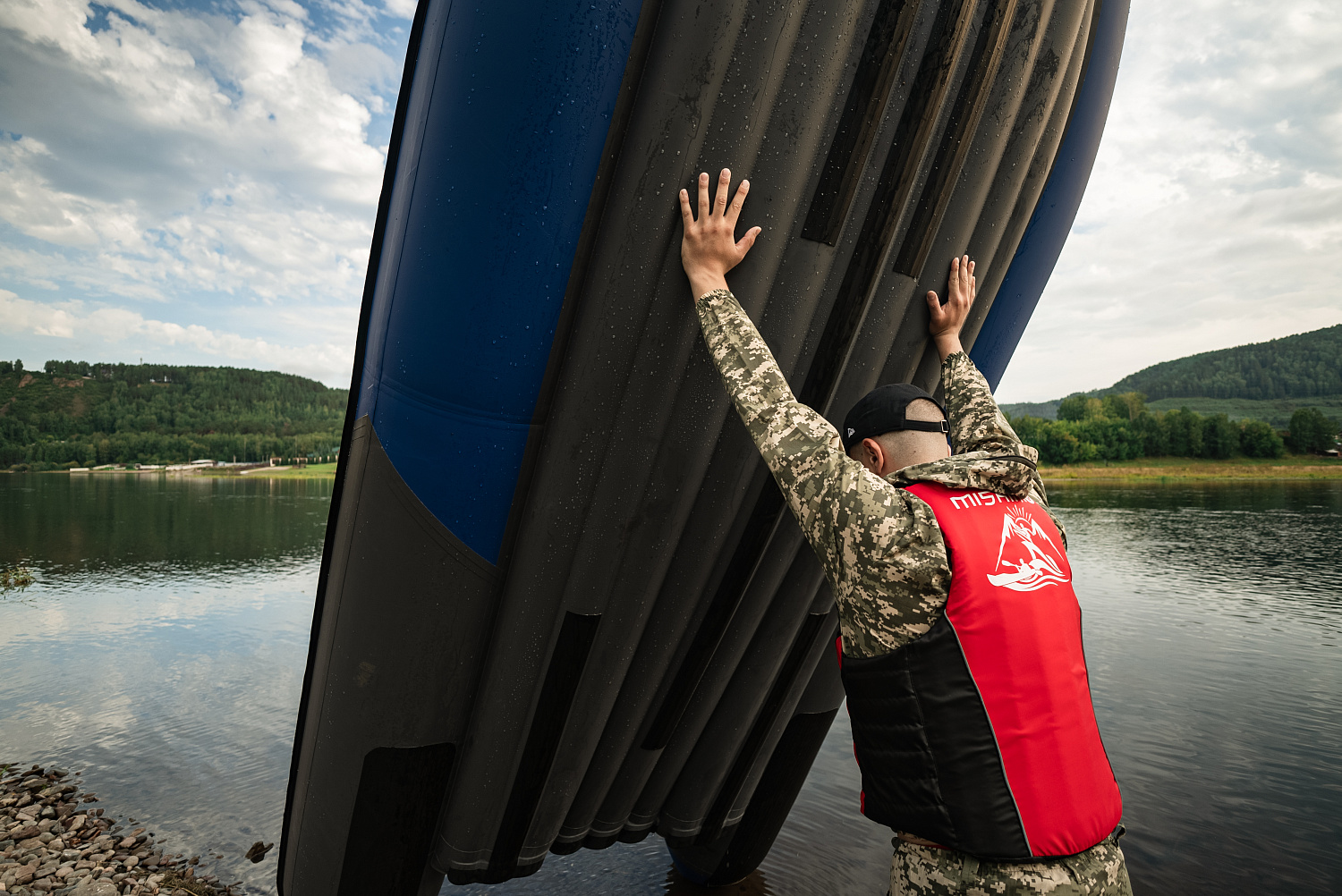 Лодка MISHIMO RIVER FJET PRO 410  под водомет в Красногорске